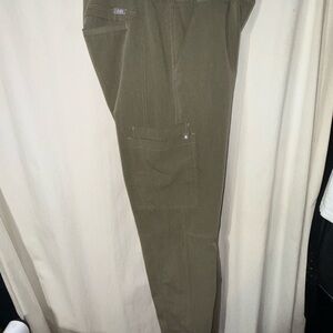 Men's Figs Olive Cargo Pants (L)